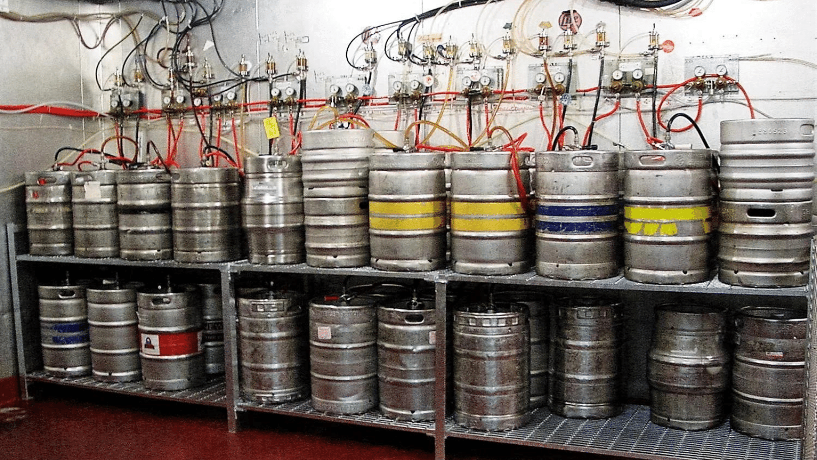 The Importance of Handling Kegs Safely in Your Bar or Restaurant